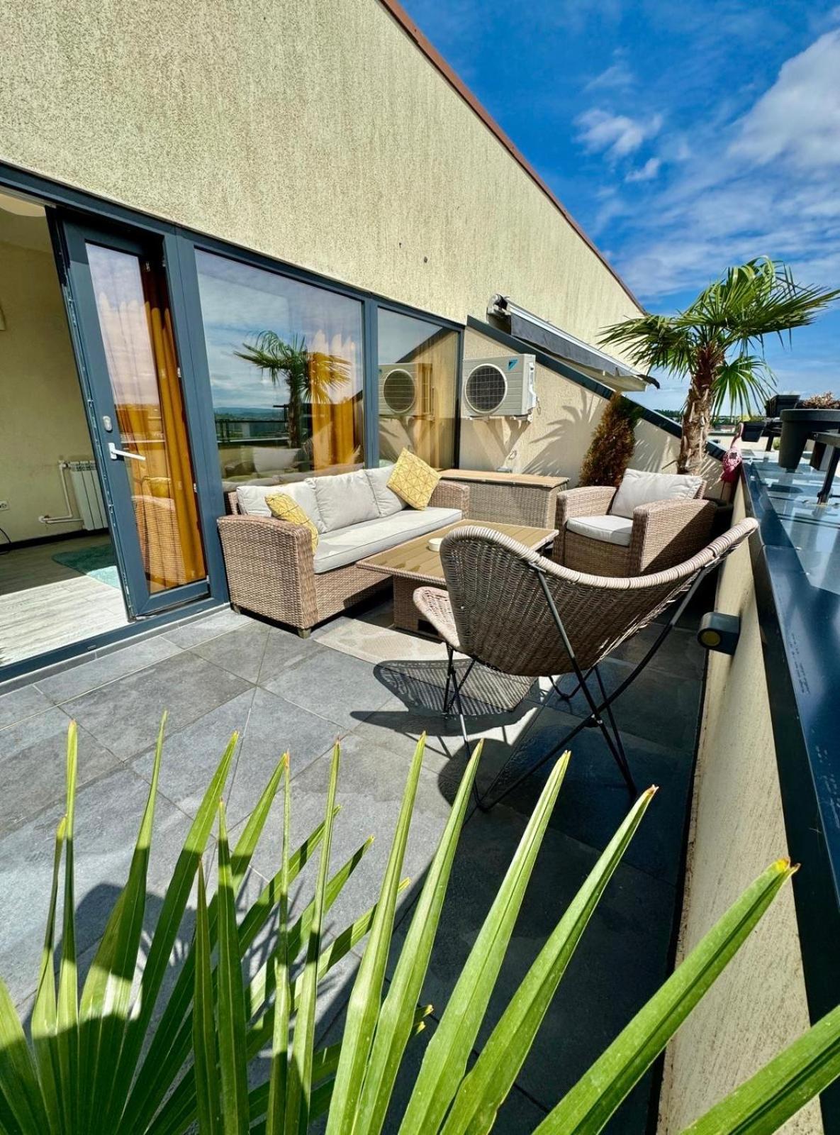 Penthouse Exclusive View , Iasi Apartment Exterior photo
